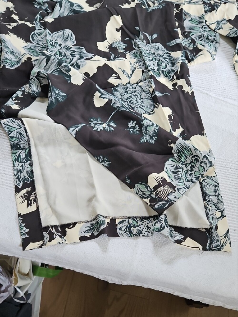 Reiss Black & Cream Floral Maxi Dress - Picture 3 of 5